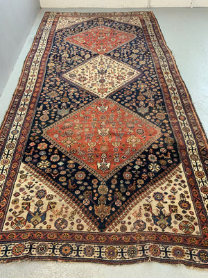 Fars or Gashgai type antique carpet (305 x 148cm)