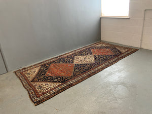 Fars or Gashgai type antique carpet (305 x 148cm)