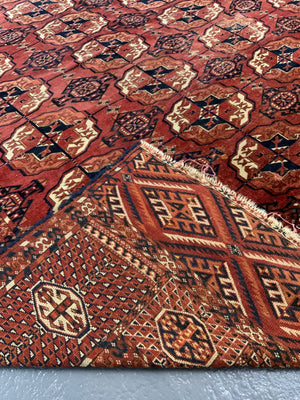 Antique Turkmen Tekke small carpet (276 x 206cm)