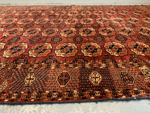 Antique Turkmen Tekke small carpet (276 x 206cm)