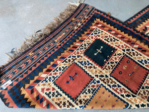 Qashgai vintage kilim (287 x 157cm)