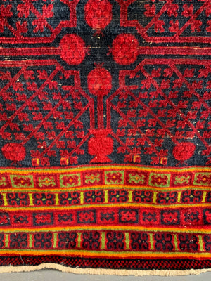 Khotan large rug (245 x 162cm) *AF
