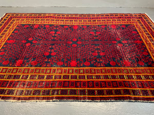 Khotan large rug (245 x 162cm) *AF