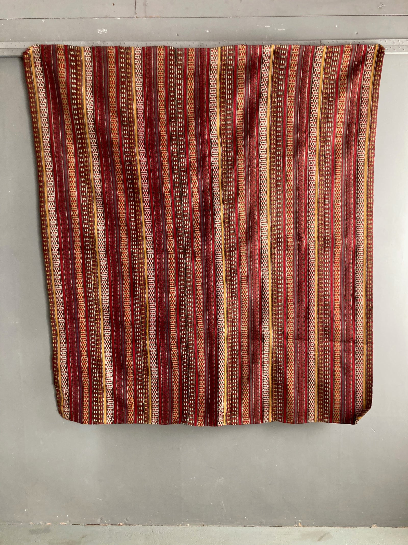 Azeri Warpface vintage Jajim (175 x 154cm)