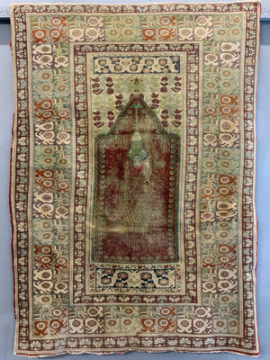 Turkish Ghiordes antique rug (160 x 115cm)