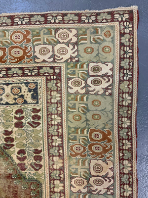 Turkish Ghiordes antique rug (160 x 115cm)