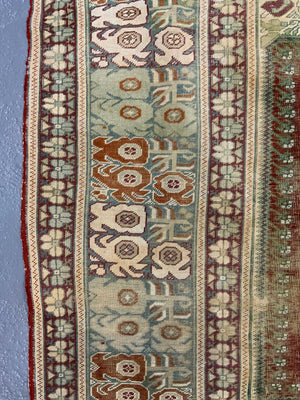 Turkish Ghiordes antique rug (160 x 115cm)