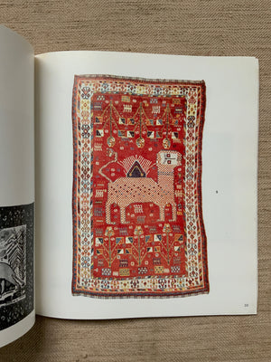 Tanavoli, Parviz. : Lion Rugs from Fars