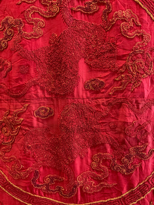 Chinese vintage embroidery (142 x 134cm)