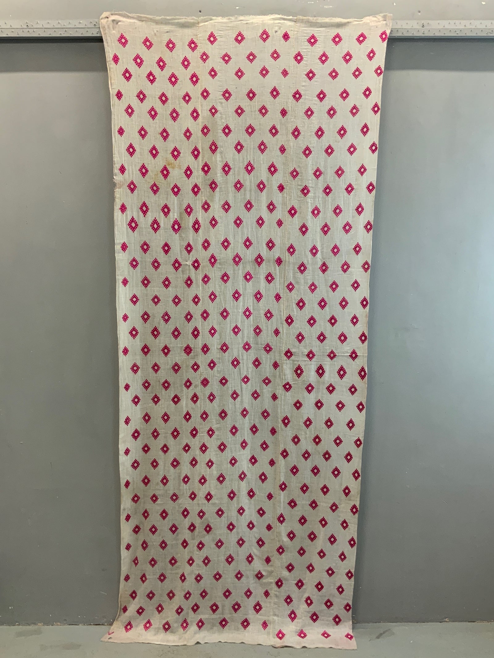 Swat Valley vintage embroidery (244 x 98cm)