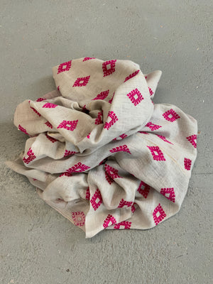 Swat Valley vintage embroidery (244 x 98cm)