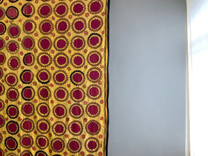 Taşkent vintage large Suzani (224 x 198cm)