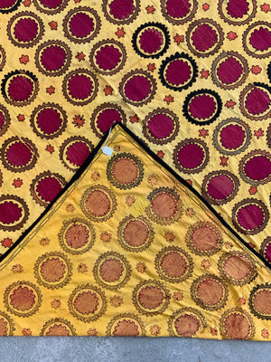 Taşkent vintage large Suzani (224 x 198cm)