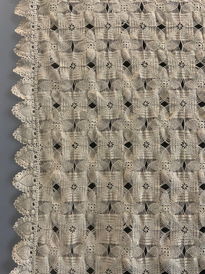 Italian vintage reticella mercerised lace bedcover (217 x 135cm)