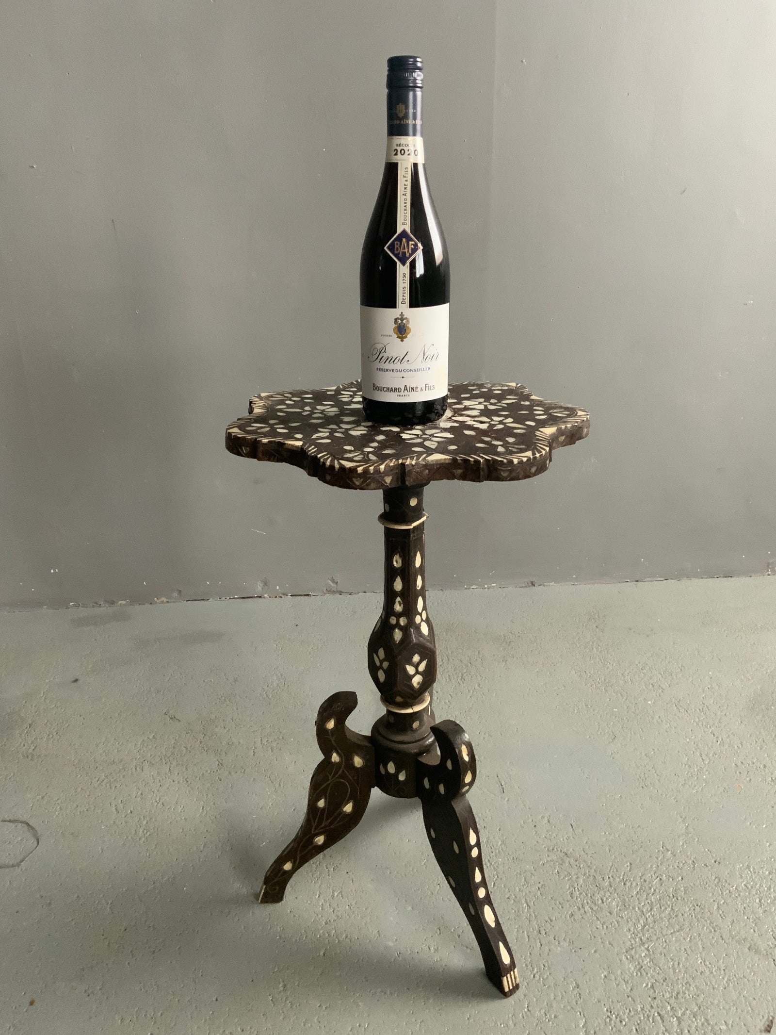 Ottoman period antique tripod side table (60 x 34cm)