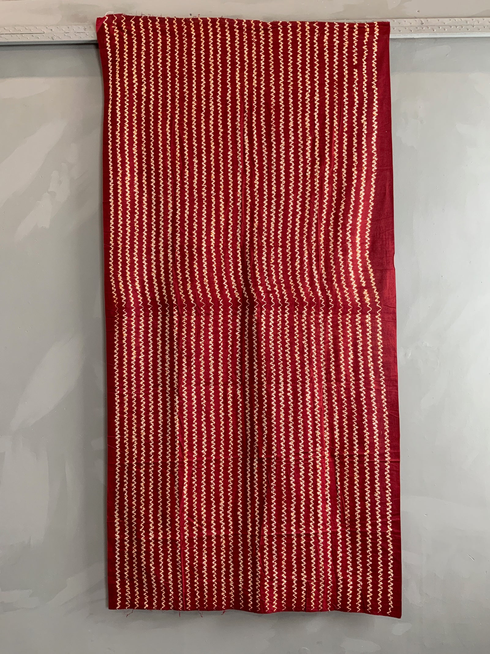 Stitched Resist Cotton Length (207 x 103cm)