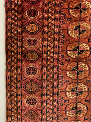 Turkmen Tekke rug (237 x 165cm)