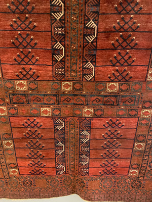 Turkmen antique Ersari Ensi rug (194 x 152cm)