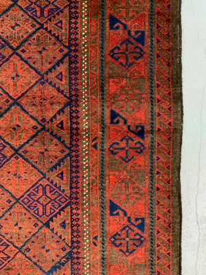 Balouch antique fine rug (209 x 124cm)