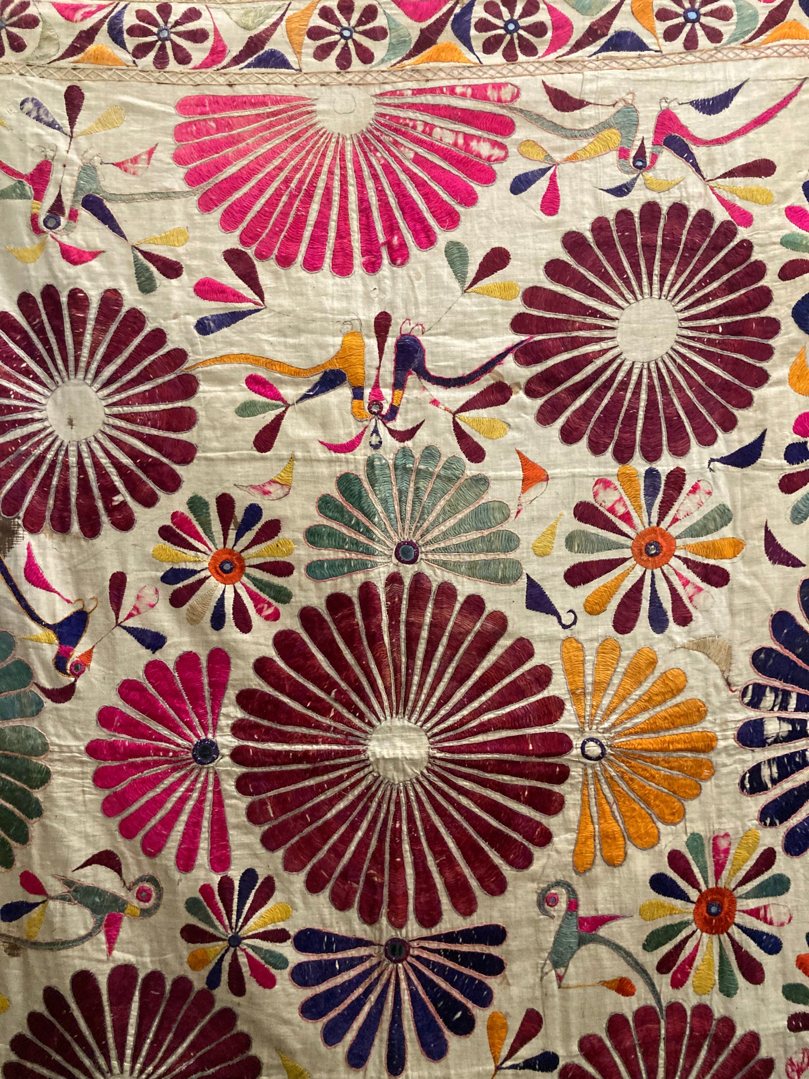 Indian Gujarat embroidery (146 x 125cm)