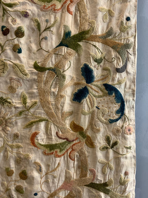 English Arts & Crafts crewelwork embroidery (219 x 104cm)