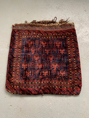 Balouch antique saddle bag (58 x 56cm)