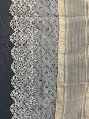lace edged silk (246 x 163cm)