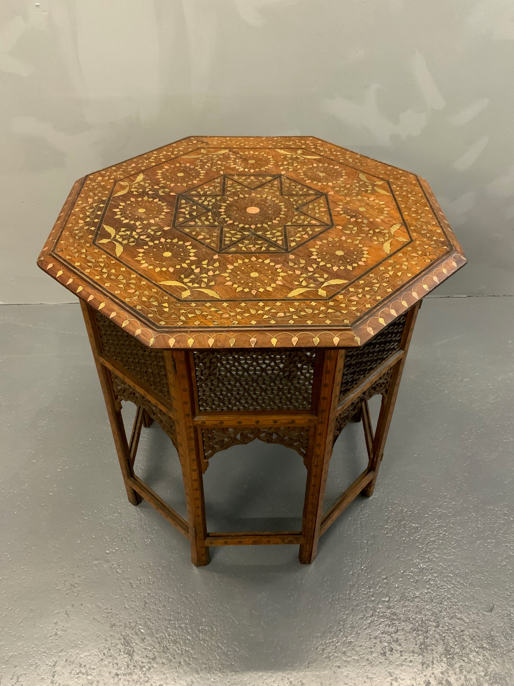 PUNJAB HOSHIAPUR BRASS / COPPER INLAY OCTAGONAL TABLE (61 X 61 X 61CM