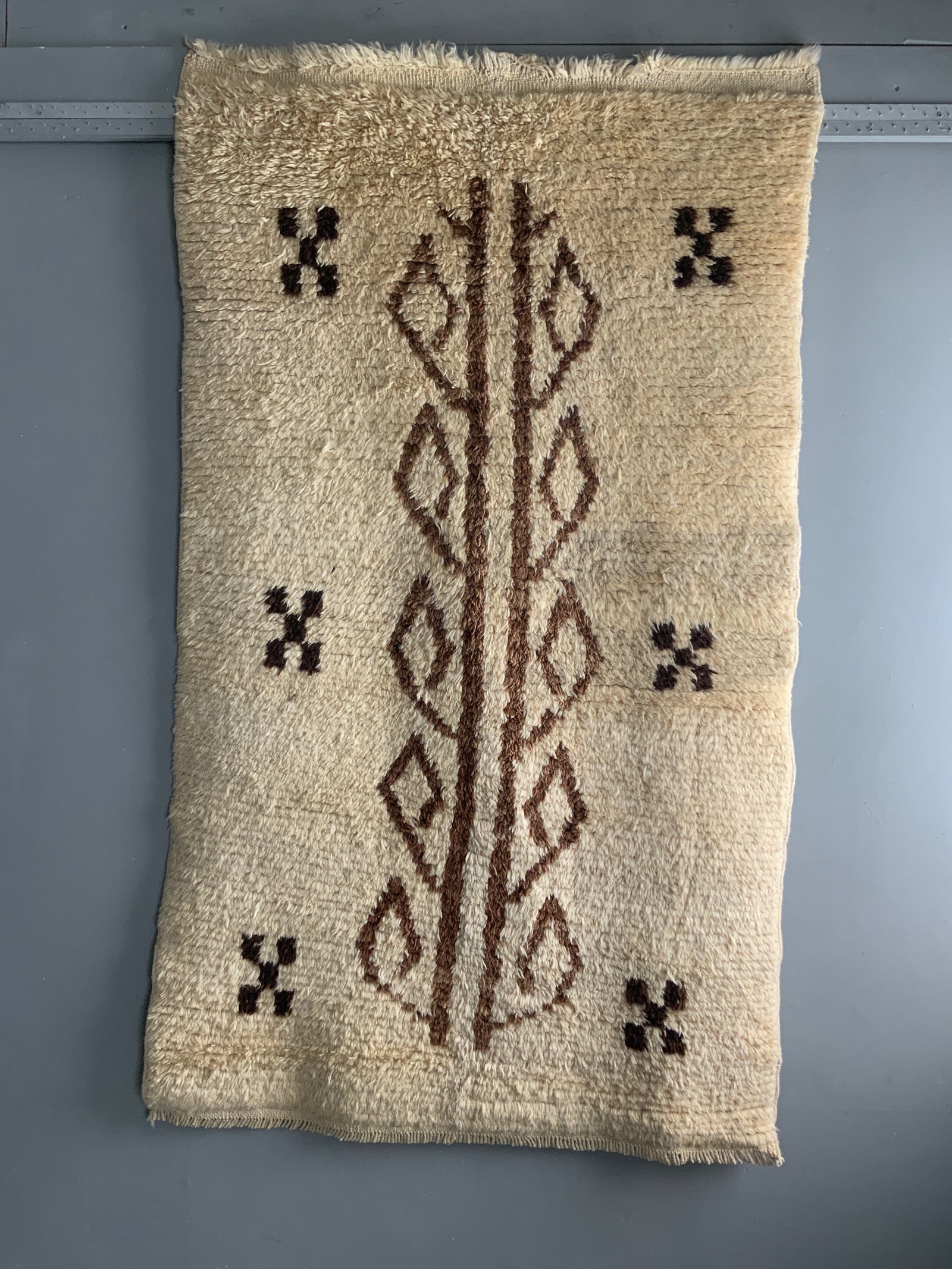 Turkish Tulu rug (185 x 114cm)