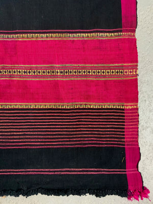 NWFP Pakistan handwoven shawl / wrap (468 x 128cm)