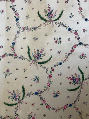 Canton antique Chinese painted silk mounted (96 x 74cm)