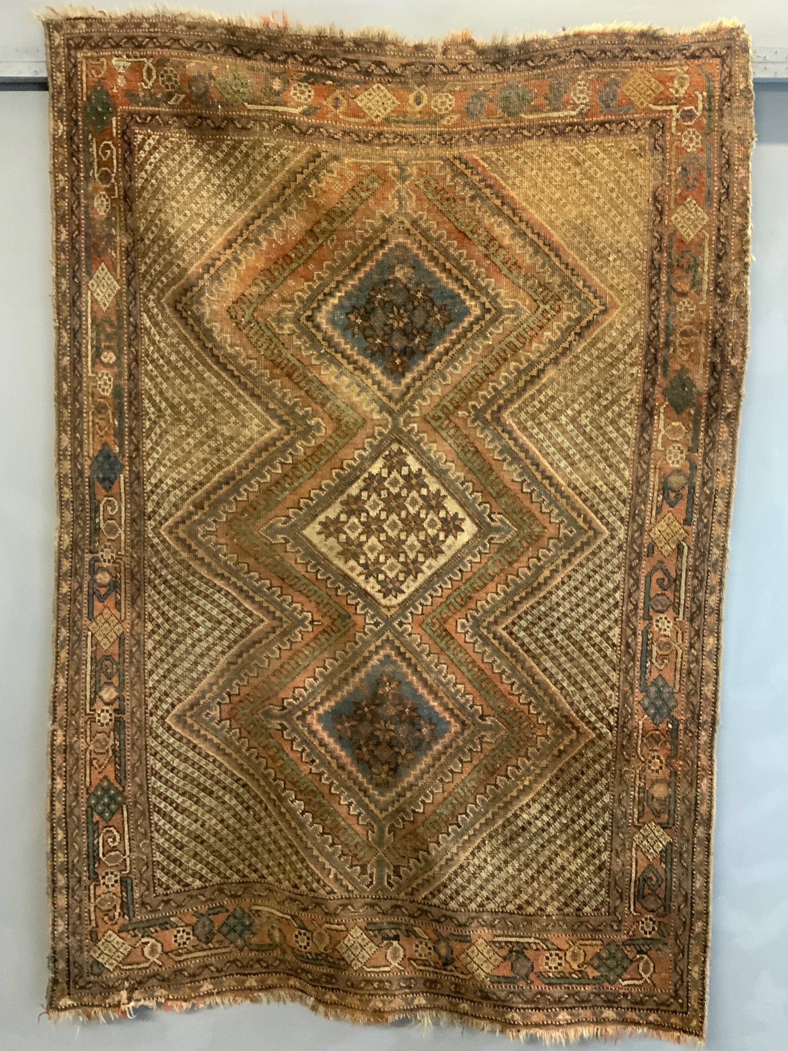 Afshar rug (187 x 129cm) *AF
