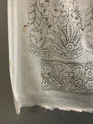 Turkish vintage block print (106 x 82cm)