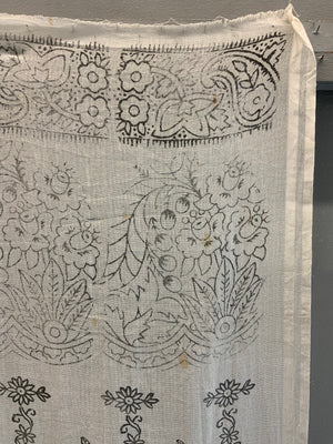 Turkish vintage block print (106 x 82cm)