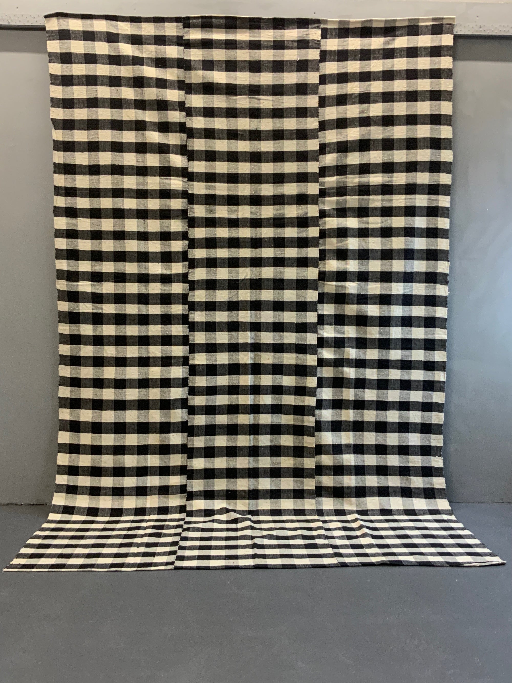 Turkish chequered wool flatweave cover (300 x 182cm)