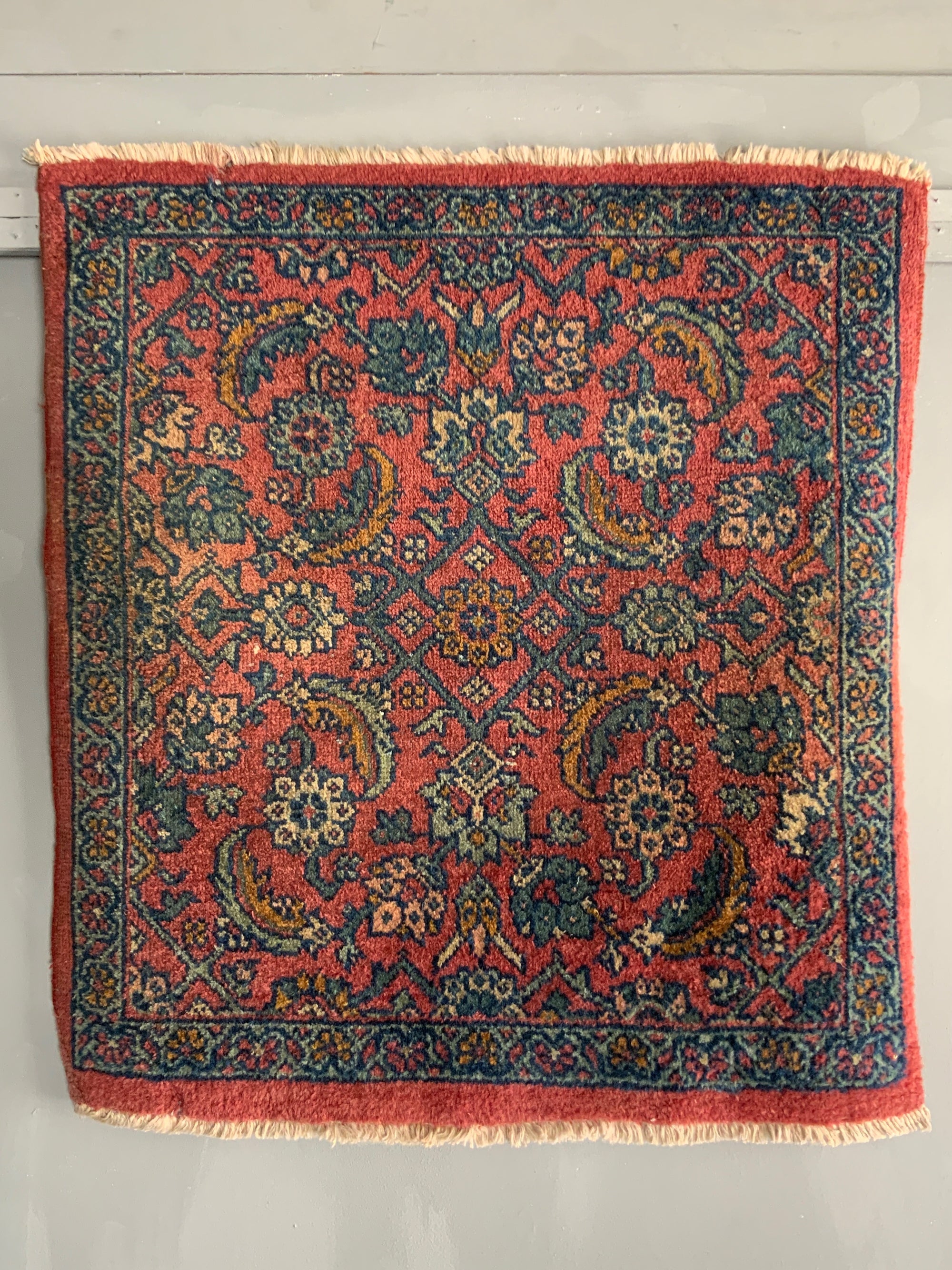 Sultanabad vintage Mahal mat (81 x 74cm)