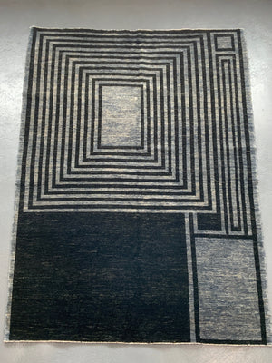 Indian hand made carpet (289 x 203cm) *new