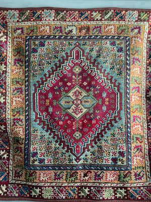 Moroccan Rabat vintage rug (155 x 142cm)