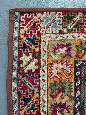 Moroccan Rabat vintage rug (155 x 142cm)