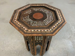 Levantine late Ottoman table (51 x 41cm)