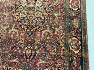 Isphahani vintage rug (208 x 132cm)