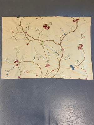 Crewel work fragment  (123 x 85cm)