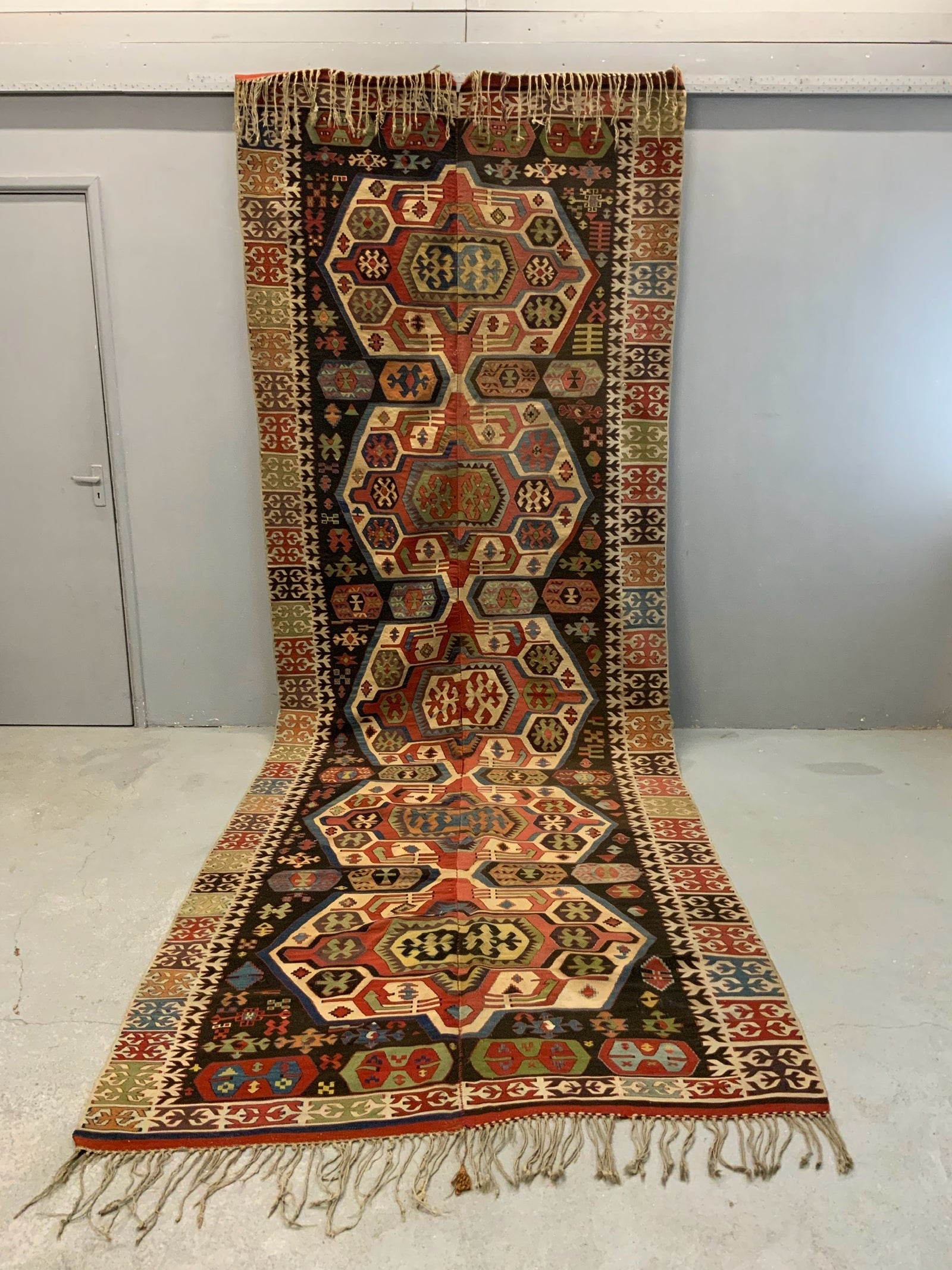 Turkish Central Anatolian antique kilim (446/423 x 156cm)