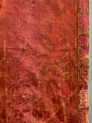 Damask antique composite silk hanging (262 x 95cm)