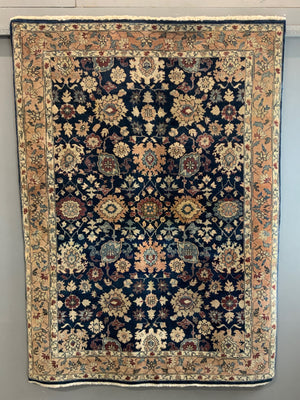 Indian Harshang design large rug (215 x 159cm)
