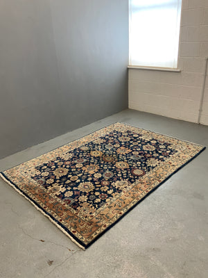 Indian Harshang design large rug (215 x 159cm)