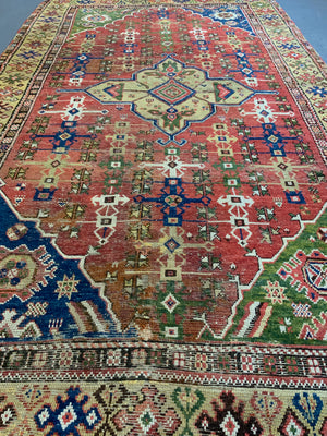 Turkish Dazkri antique rug (262 x 144cm)