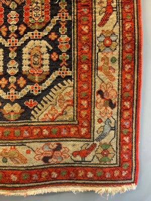Caucasian Azerbaijan small rug with Baku design (102 x 74cm)