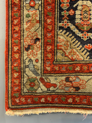 Caucasian Azerbaijan small rug with Baku design (102 x 74cm)