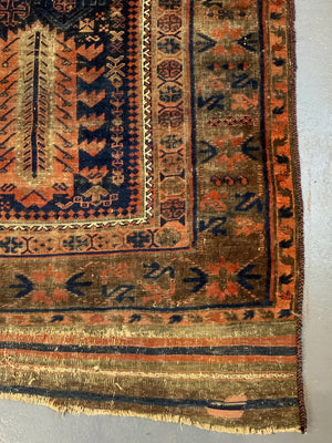 Balouch antique carpet (372 x 266cm)
